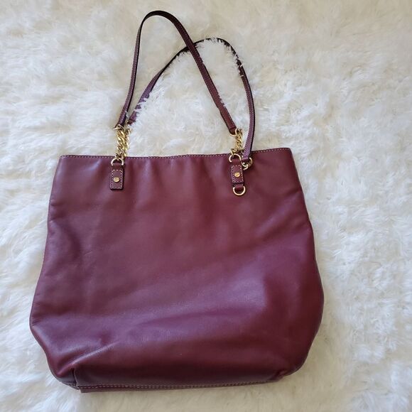 Michael Michael Kors Purple Shoulder Bag Color Burgundy Chain Strap - Picture 2 of 11